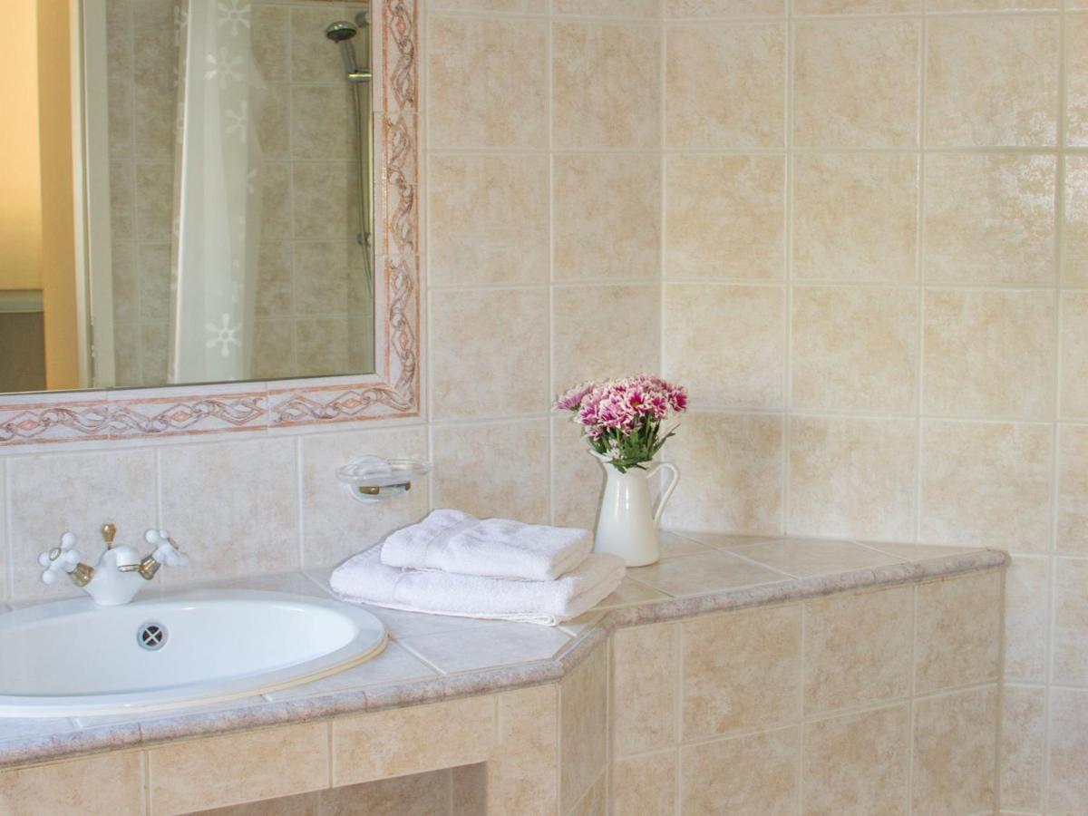 Schloesschen Im Weinberg Apartment Меерсбург Екстериор снимка